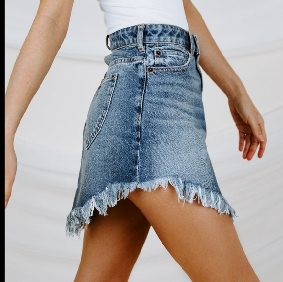 Free People Bailey Frayed Hem Skirt - Picture 7 of 9